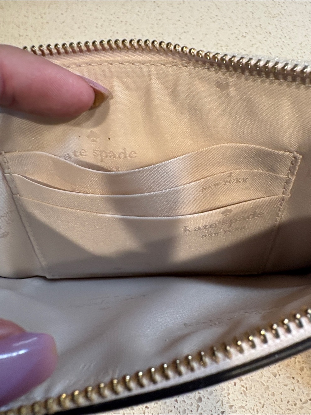 Kate Spade Lucy NWT Strawberry Garden Saffiano Leather Clutch/Wristlet MSRP $129 - Picture 8 of 8